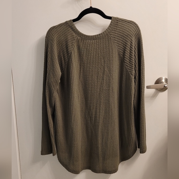 Olive green sweater size S - Picture 2 of 4